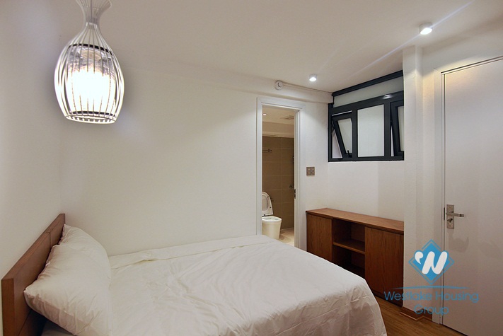 A newly 2 bedroom apartment for rent in Xuan dieu, Tay ho, Ha noi